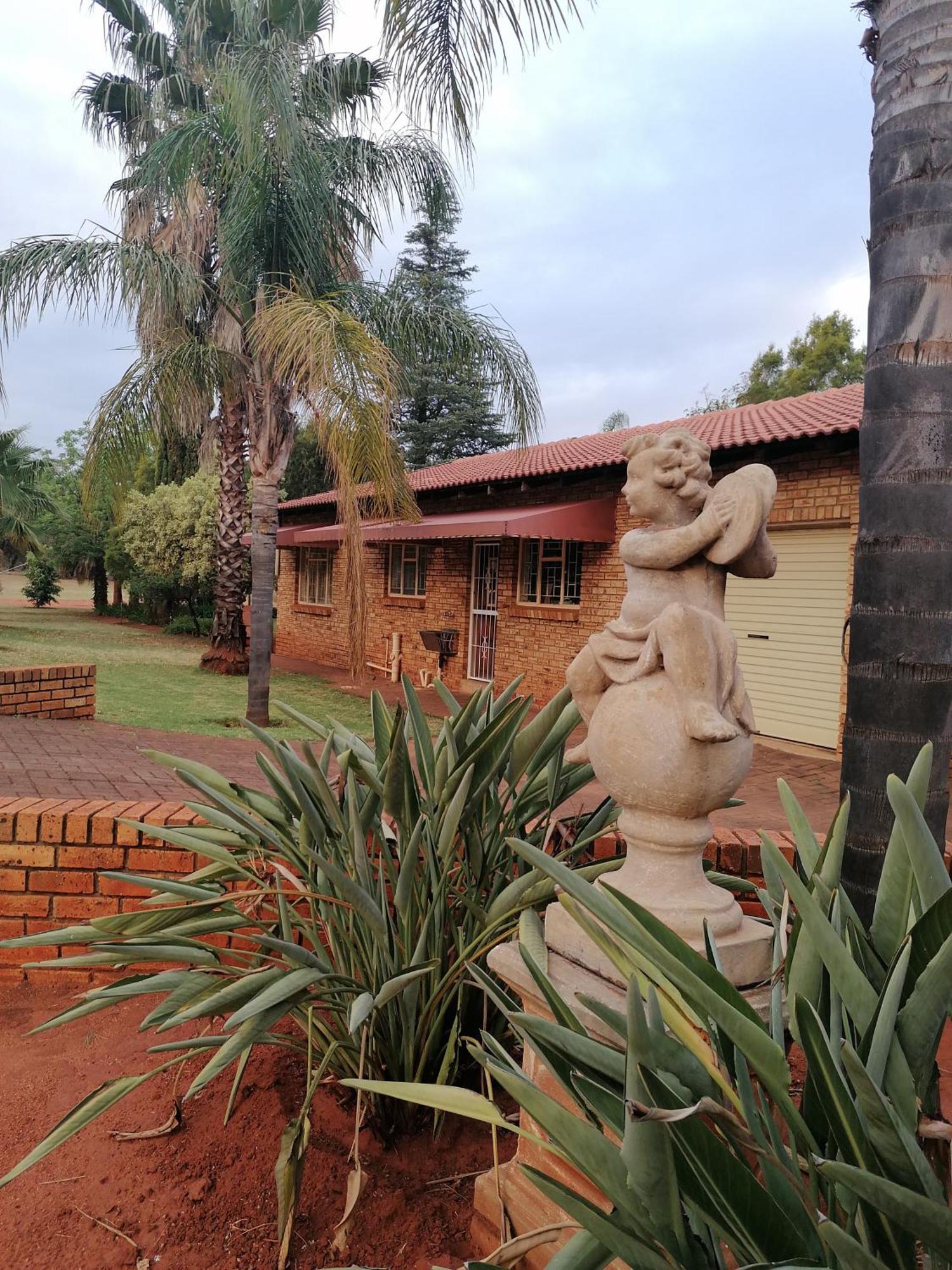 Kettle Guest Lodge Rustenburg Exterior photo